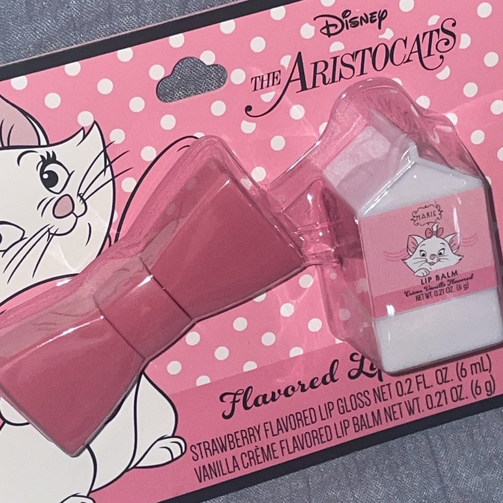 Disney Aristocats Marie Flavored Lip set - Picture 3 of 4